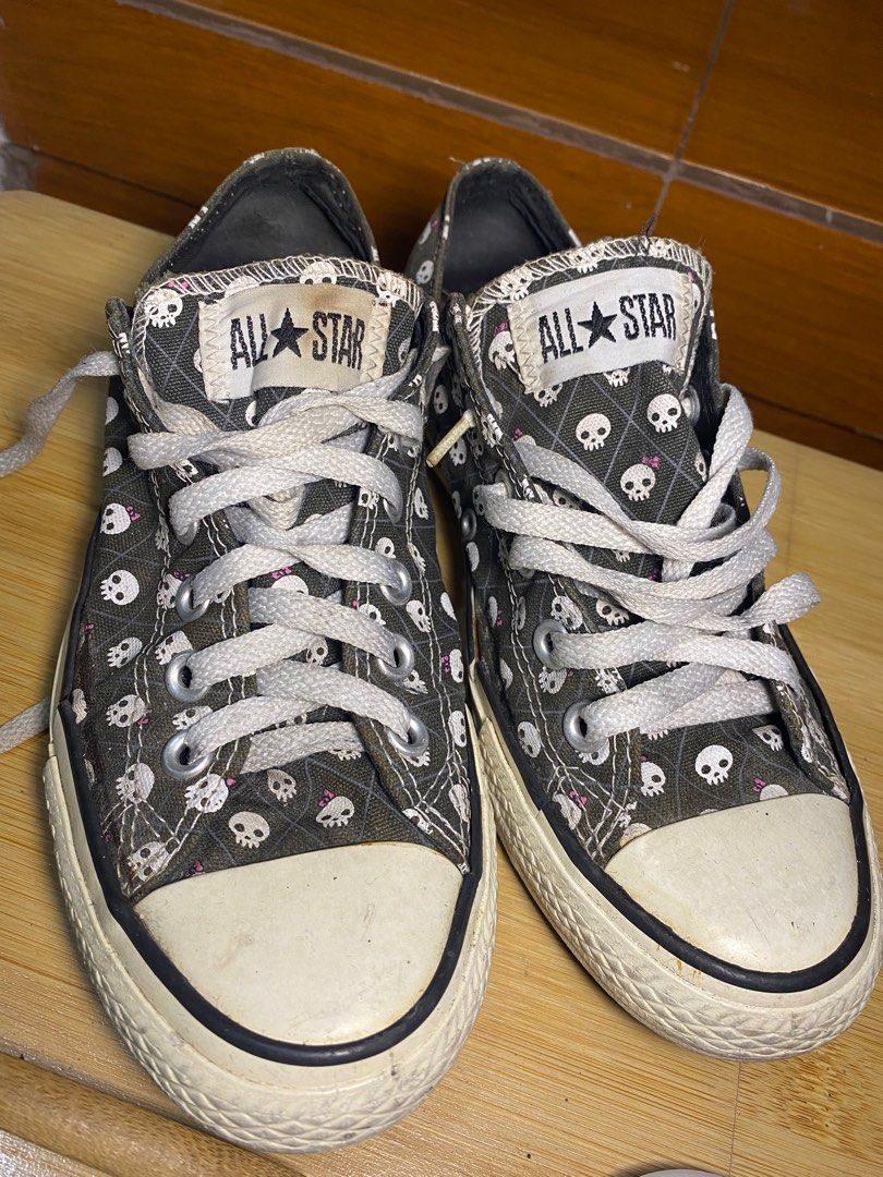 Womens converse skull shoes hotsell
