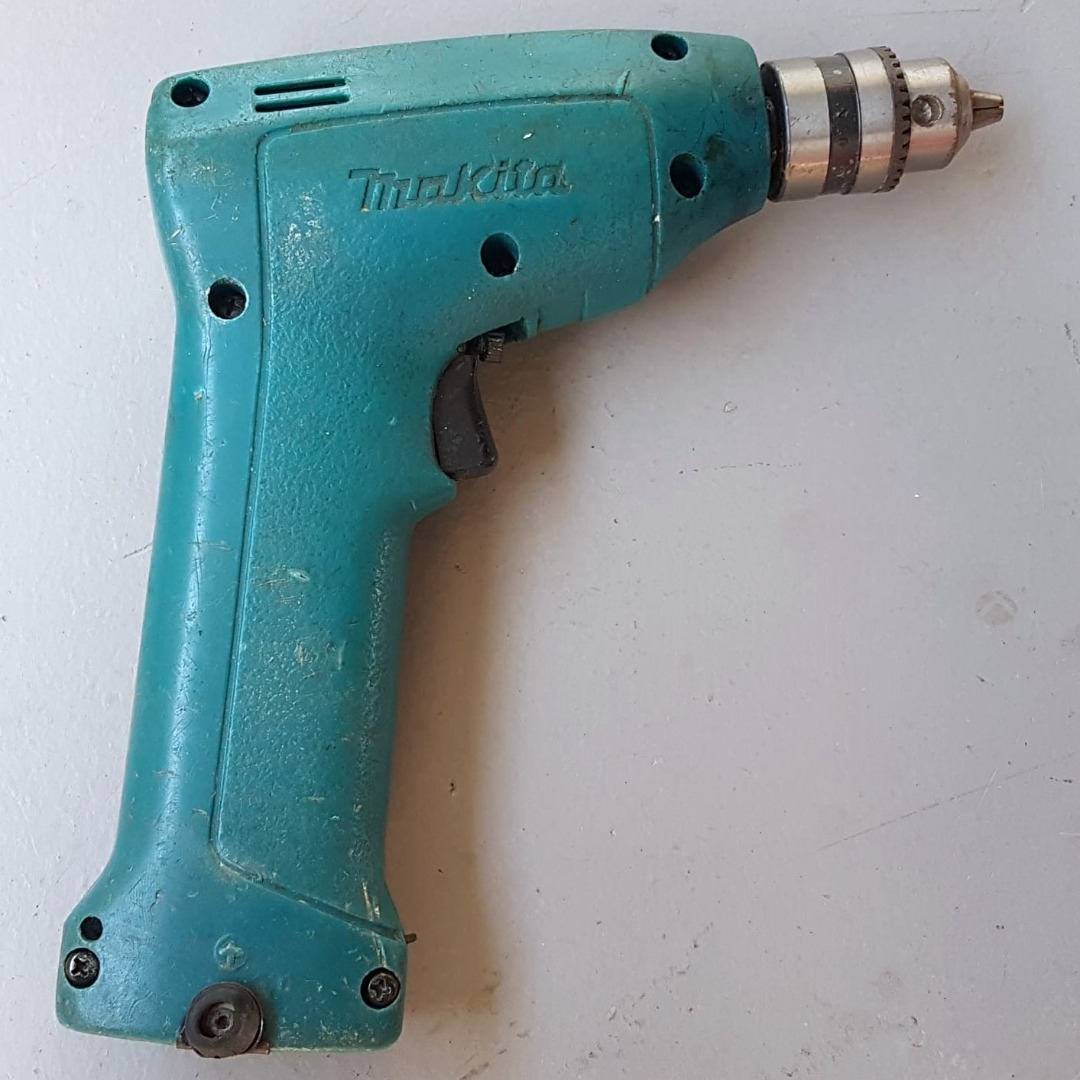 Makita 6010d drill top