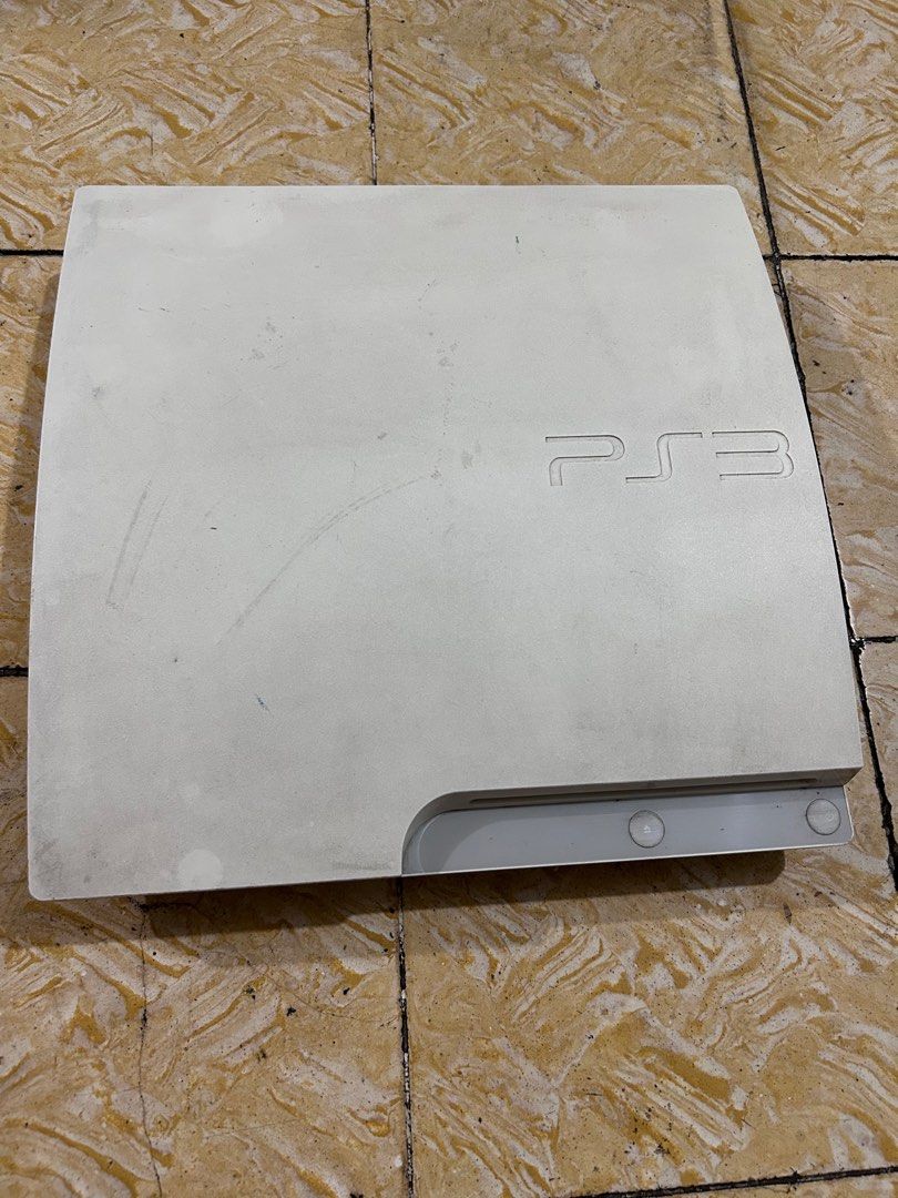 Playstation Bundle PS4 and PS3 (Category: Other Gadgets) located in Quezon City. Submitted by itmakescynch (Listing ID 1322999058, Image 2). Description: Bundle PS4 & PS3 Best buy! PS4 + PS3 + 5 game crontroller Price is negotiable..