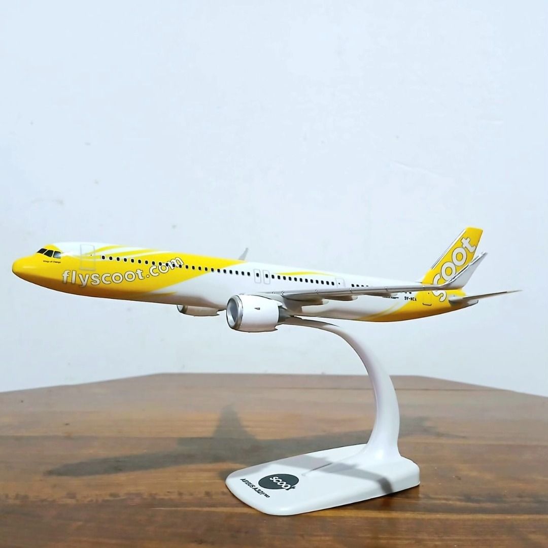PPC HOLLAND FLYSCOOT SINGAPORE AIRBUS A321NEO 9V-NCA 1:200 ABS