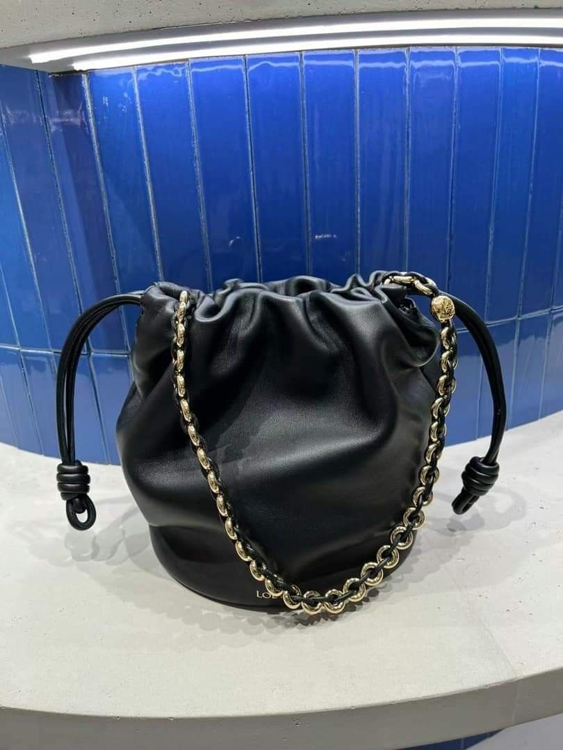 Pre order loewe flamenco bucket (Category: Luxury Bags & Wallets) located in Las Pinas. Submitted by glamdustph (Listing ID 1322976521, Image 1). Description: STAFF SALE 💯 Authentic retail price 189k at least 50k dp 3-4 weeks eda via air cargo plus loc sf Thank you.