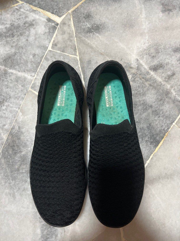 skechers air cooled memory foam goga mat