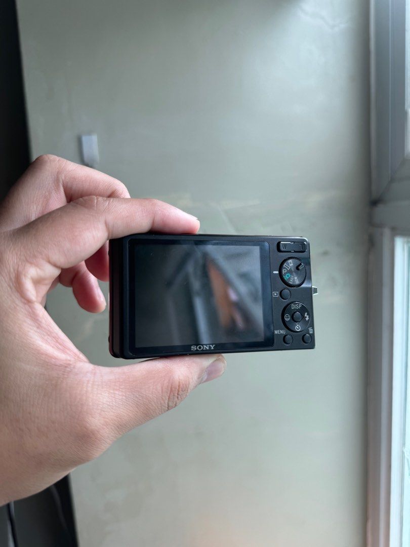 Sony W380 (G lens) (Category: Cameras) located in Valenzuela. Submitted by iramndz (Listing ID 1322968037, Image 3). Description: Sony Cybershot W380 - Sony G lens - 14.1 MP - CCD - Fully functional (buttons, flash and zoom) - Body cosmetics 9/10 - No issue 6,999 .