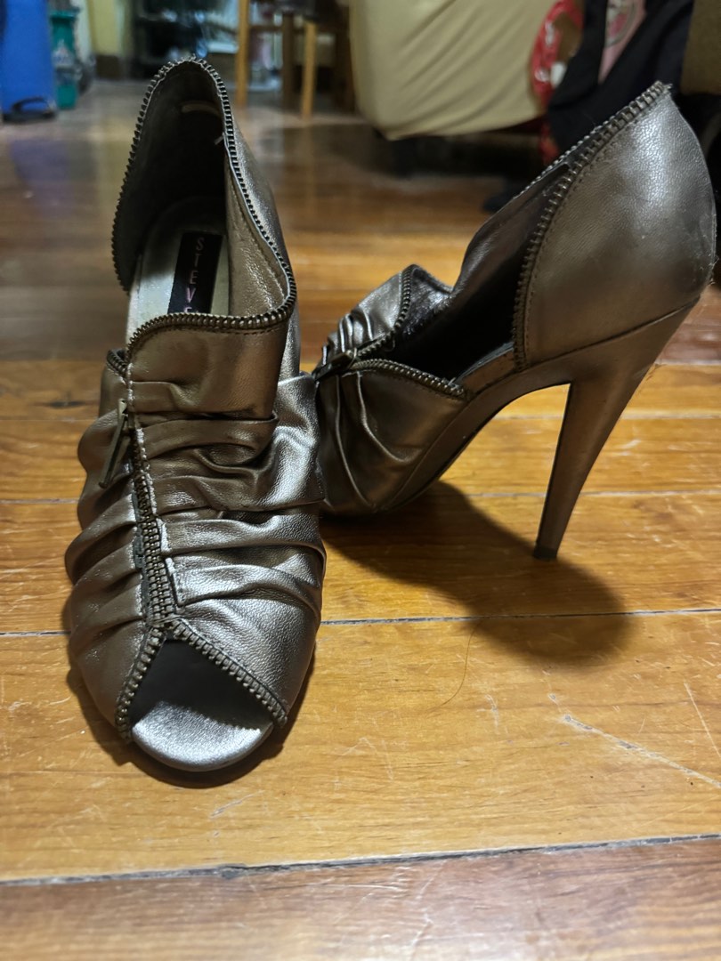 Steven By Steve Madden Women s Fashion Footwear Heels on Carousell