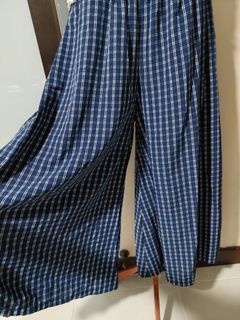 (Category: ) located in . Submitted by Aailah (Listing ID 1323060425, Image 1). Description: .