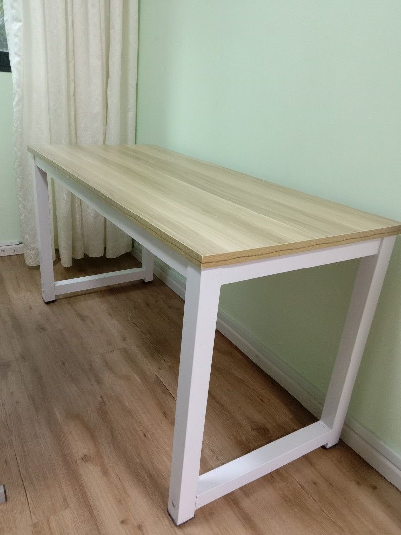 Study Table (Category: Tables & Sets) located in Singapore. Submitted by momeiwawe (Listing ID 1323011396, Image 1). Description: Brought it extra for guest room but under utilized. Good as brand new.