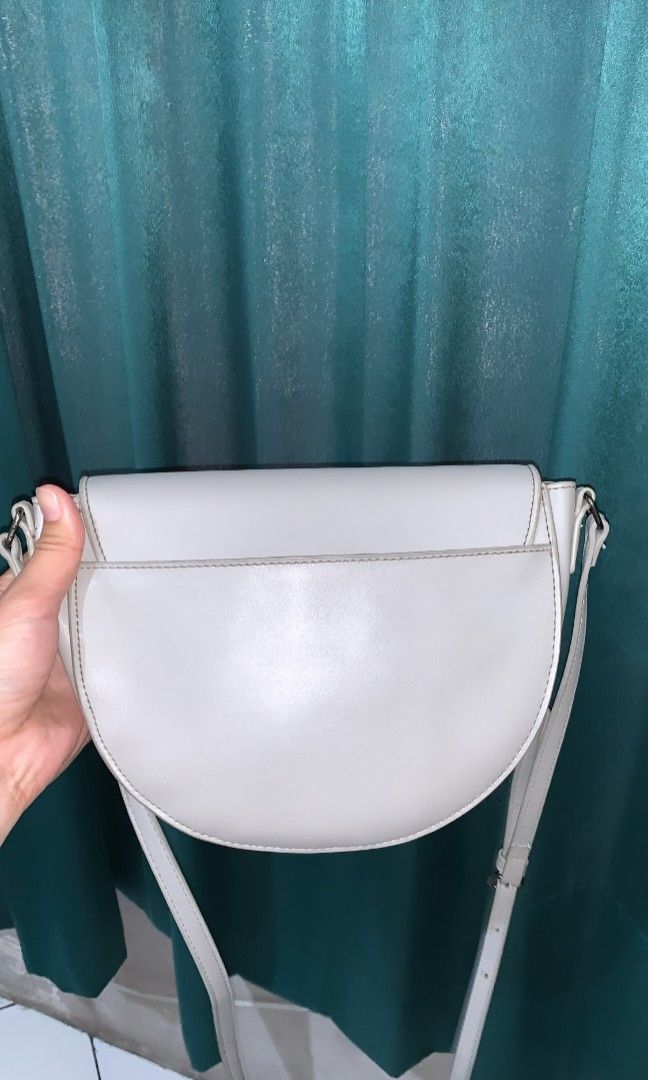 Tas selempang sling bag miniso