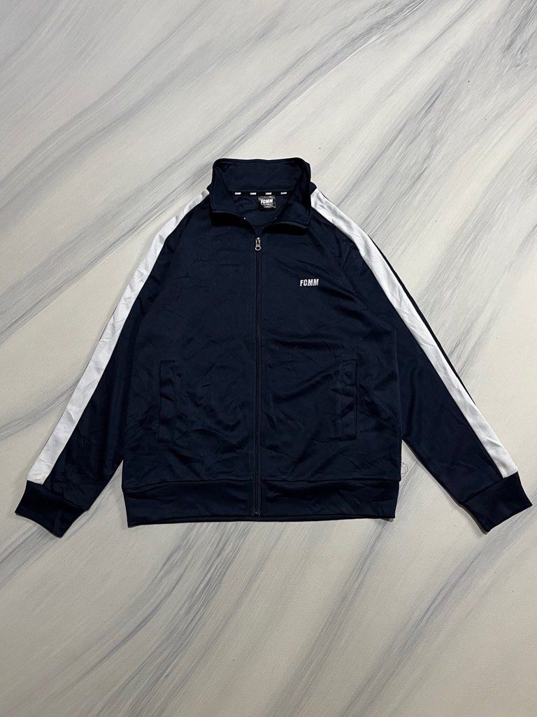 Tracktop FCMM, Fesyen Pria, Pakaian Atasan di Carousell