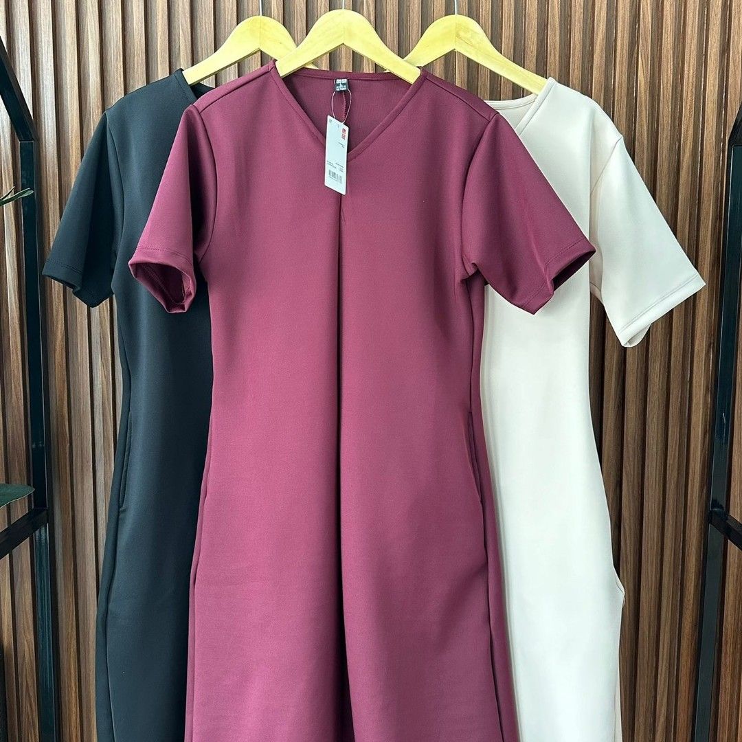 UNQ V Neck Bodycon Simple Dresss, Fesyen Wanita, Pakaian Wanita