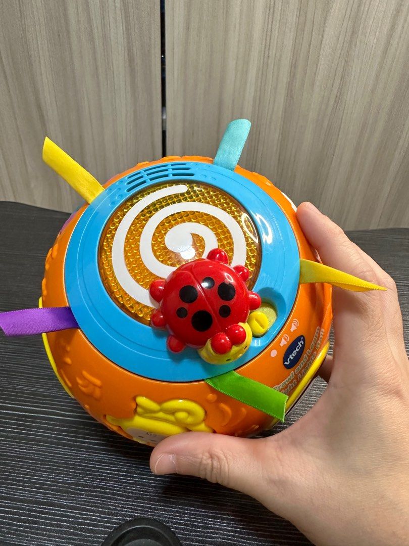 VTech Crawl and Learn Ball (Category: Infant Playtime) located in Pasig City. Submitted by carasoriano (Listing ID 1323062962, Image 3). Description: VTech Crawl & Learn Bright Lights Ball Original Price: Php 1,799 (Toys R Us) RFS: Baby not playing with it Video available (too big to upload).