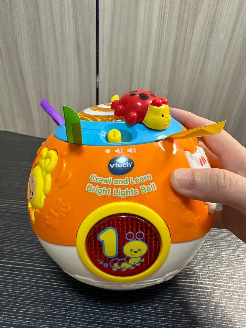 VTech Crawl and Learn Ball (Category: Infant Playtime) located in Pasig City. Submitted by carasoriano (Listing ID 1323062962, Image 2). Description: VTech Crawl & Learn Bright Lights Ball Original Price: Php 1,799 (Toys R Us) RFS: Baby not playing with it Video available (too big to upload).