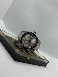 (Category: ) located in . Submitted by msz.watches (Listing ID 1318133208, Image 1). Description: .