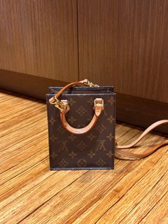 （分類：）位於 。 由 cocolam82 提交（商品編號 1318246021，圖片 1）。簡介： 。