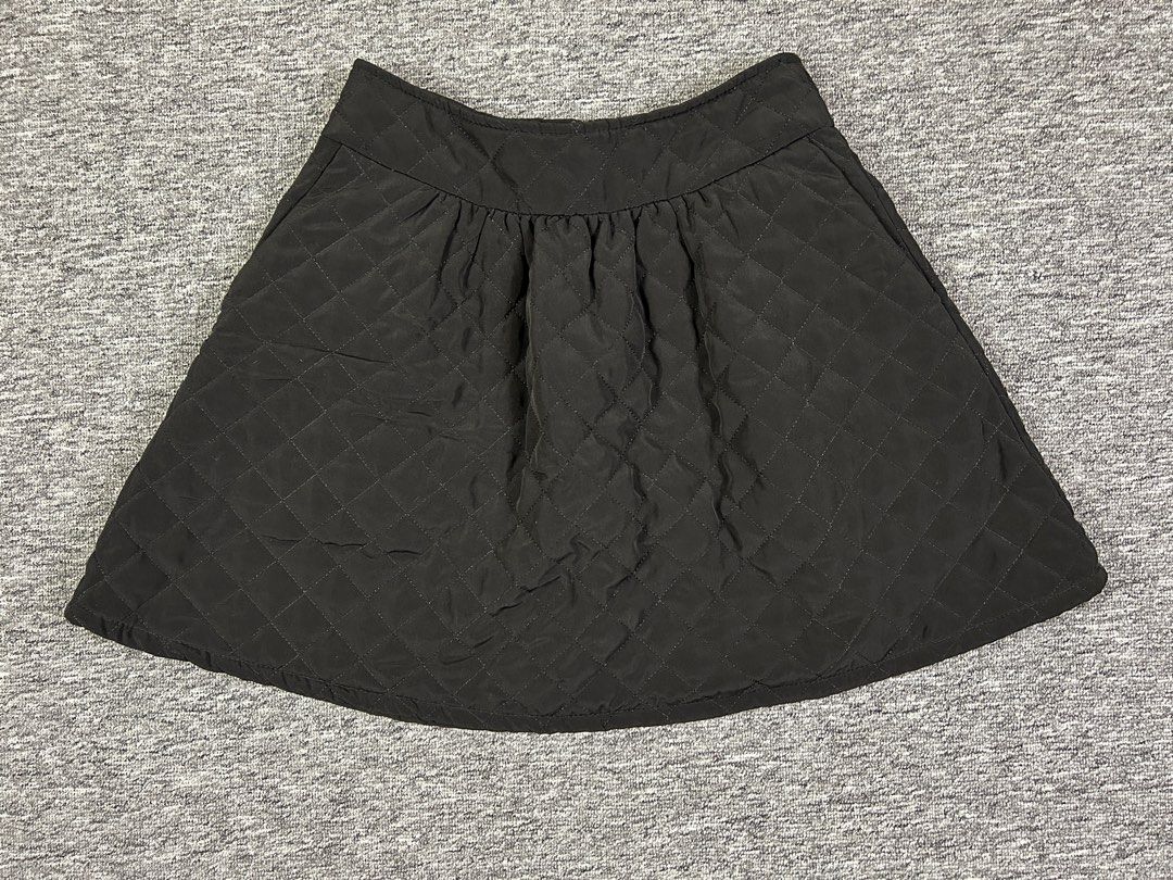 b+ab - Black Quilted Mini Skirt (Category: Skirts) located in Lucena. Submitted by s0m31one (Listing ID 1318196767, Image 2). Description: b+ab - Black Quilted Mini Skirt Tagged Size: S Condition: Excellent Flaws: Measurements Waist: 26-27 Length: 17 Hem: 29.5 1,499 + SF Buy at your own risk. Color may vary due to lighting. Measurements are taken on a flat surface. Manage your expectations..