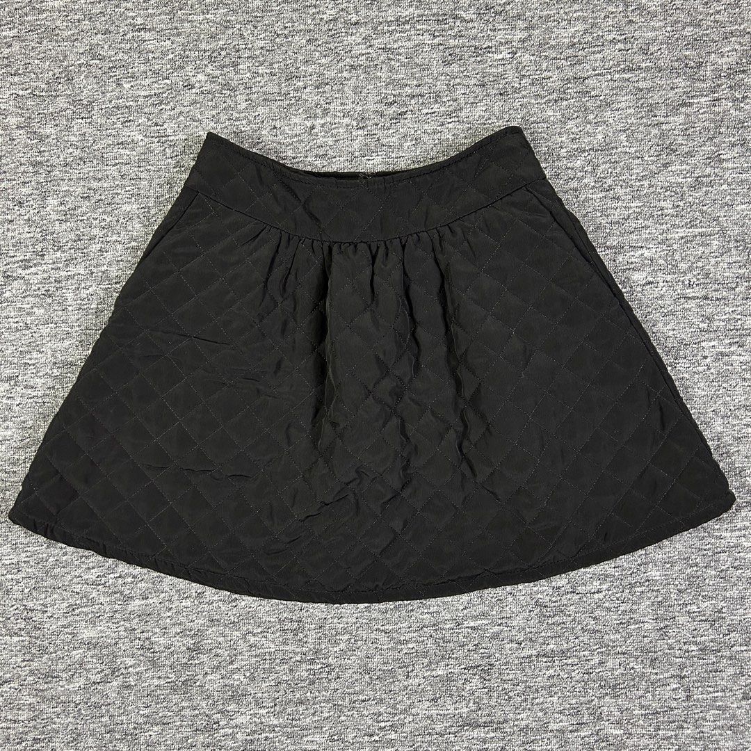 b+ab - Black Quilted Mini Skirt (Category: Skirts) located in Lucena. Submitted by s0m31one (Listing ID 1318196767, Image 1). Description: b+ab - Black Quilted Mini Skirt Tagged Size: S Condition: Excellent Flaws: Measurements Waist: 26-27 Length: 17 Hem: 29.5 1,499 + SF Buy at your own risk. Color may vary due to lighting. Measurements are taken on a flat surface. Manage your expectations..