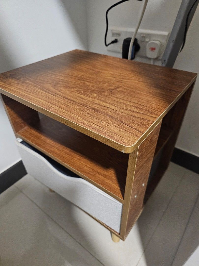 Bedside Table (Category: Tables & Sets) located in Singapore. Submitted by sgsellerbesties (Listing ID 1318213909, Image 1). Description: side table.