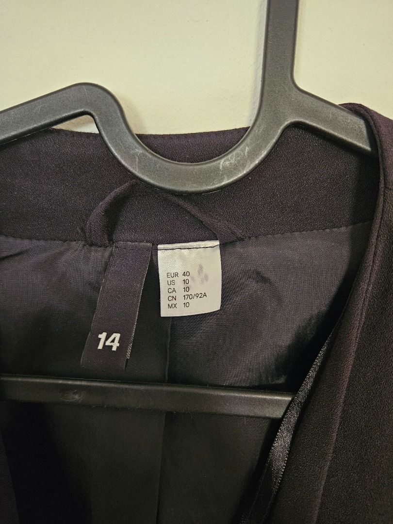 Black Casual Coat (Category: Coats, Jackets and Outerwear) located in Quezon City. Submitted by clairtreasures (Listing ID 1318249736, Image 2). Description: RFS. Decluttering Color may vary due to room lighting..