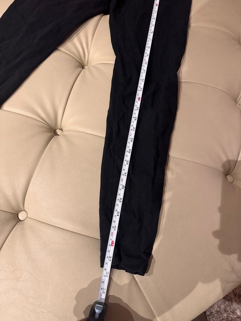 Calzedonia Leggings (Category: Other Bottoms) located in Muntinlupa City. Submitted by secondchancechic (Listing ID 1318215647, Image 2). Description: Size : XL.