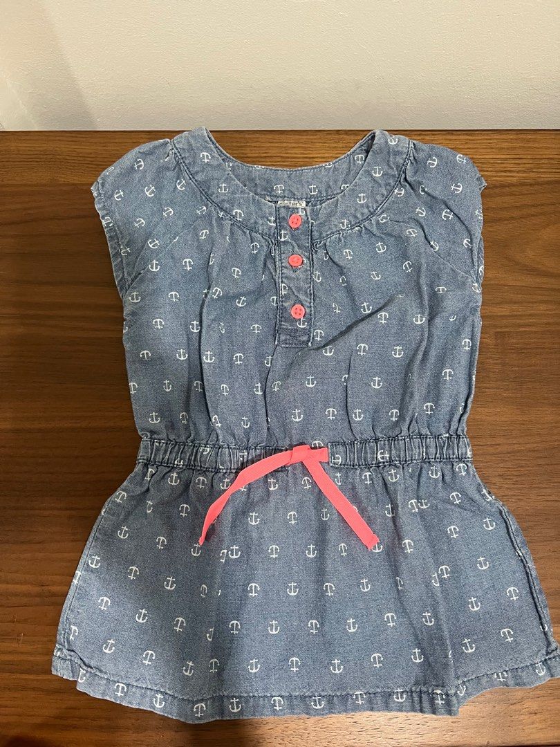 Carters Chambray Tunic Top (Category: Babies & Kids Fashion) located in Quezon City. Submitted by declutterinclutter (Listing ID 1318204089, Image 1). Description: .