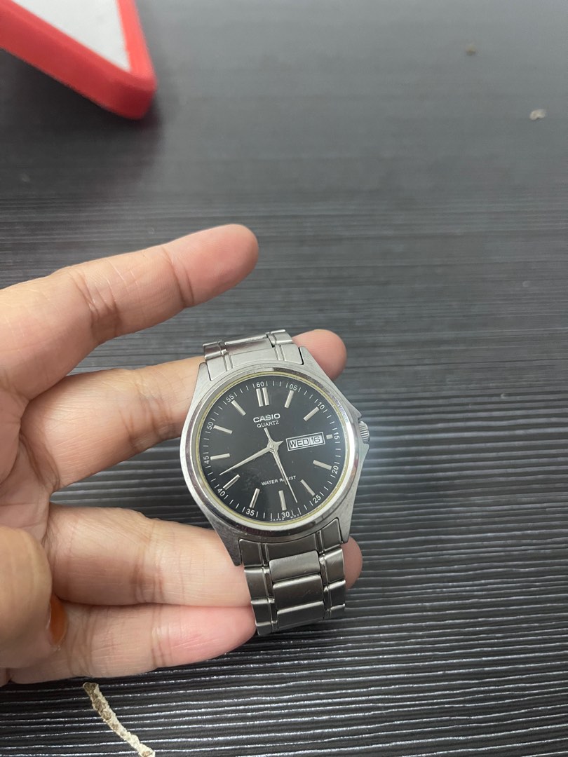 Casio quartz MTP 1239 Luxury Watches on Carousell