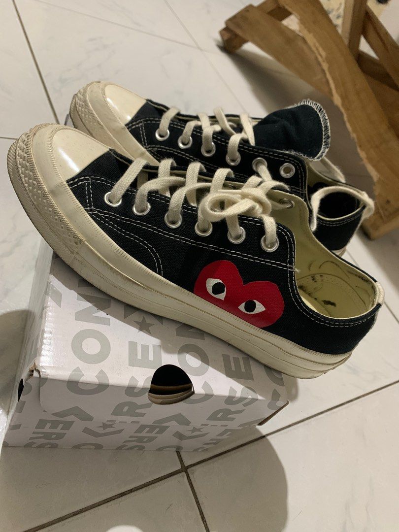 CDG BLACK PEEKING HEART LOW Women s Fashion Footwear Sneakers on Carousell