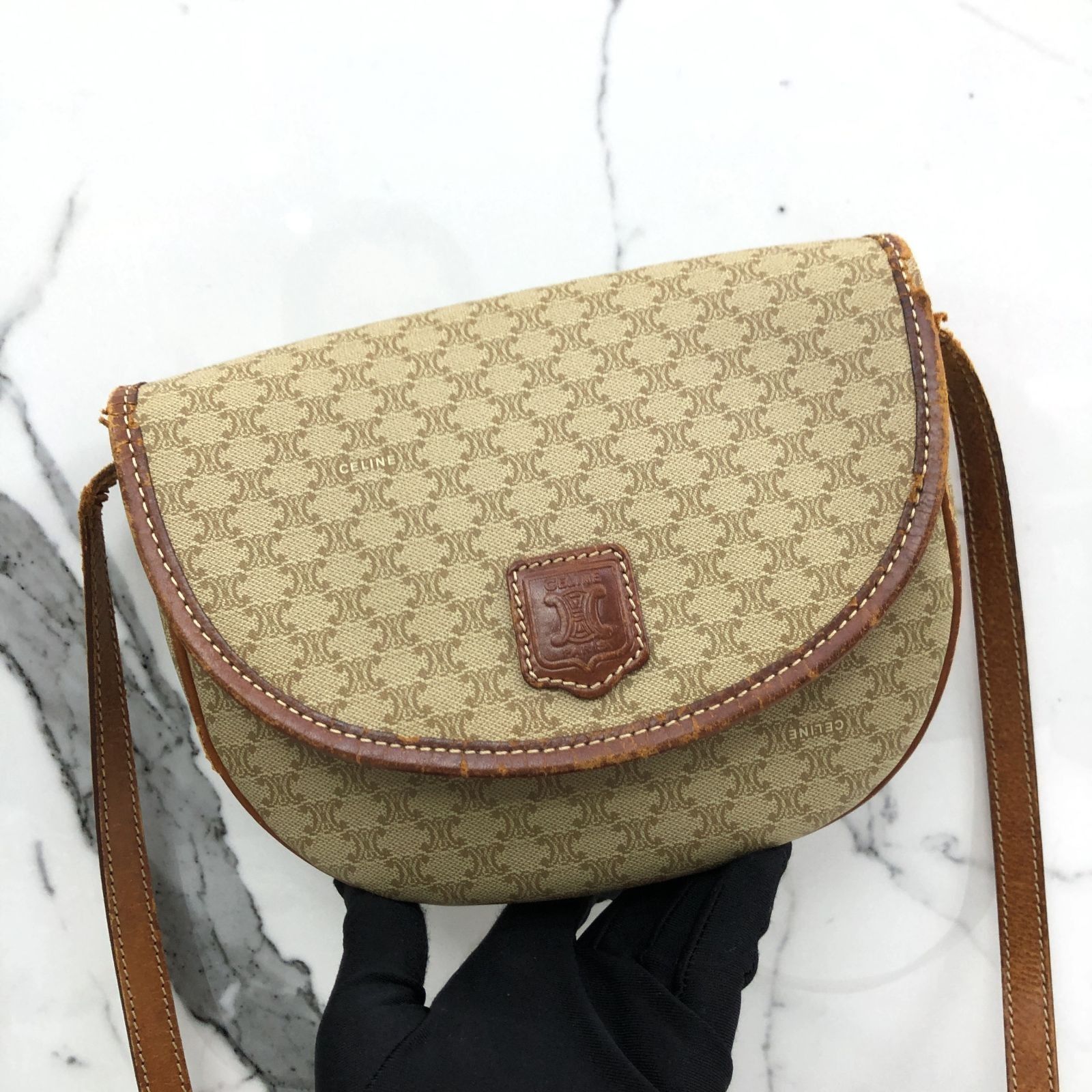 CELINE BEIGE TRIOMPHE HALF MOON VINTAGE SHOULDER BAG 247036295 B