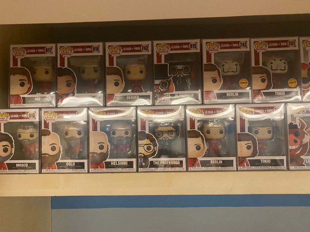 Complete Money Heist Funko Pop w/ Protector (Category: Designer & Blind Box Toys) located in Paranaque City. Submitted by chiinooo_ (Listing ID 1318181508, Image 1). Description: - All come with boss protector - Sold as set only.