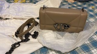 （分類：）位於 。 由 batmentos 提交（商品編號 1318125245，圖片 1）。簡介： 。