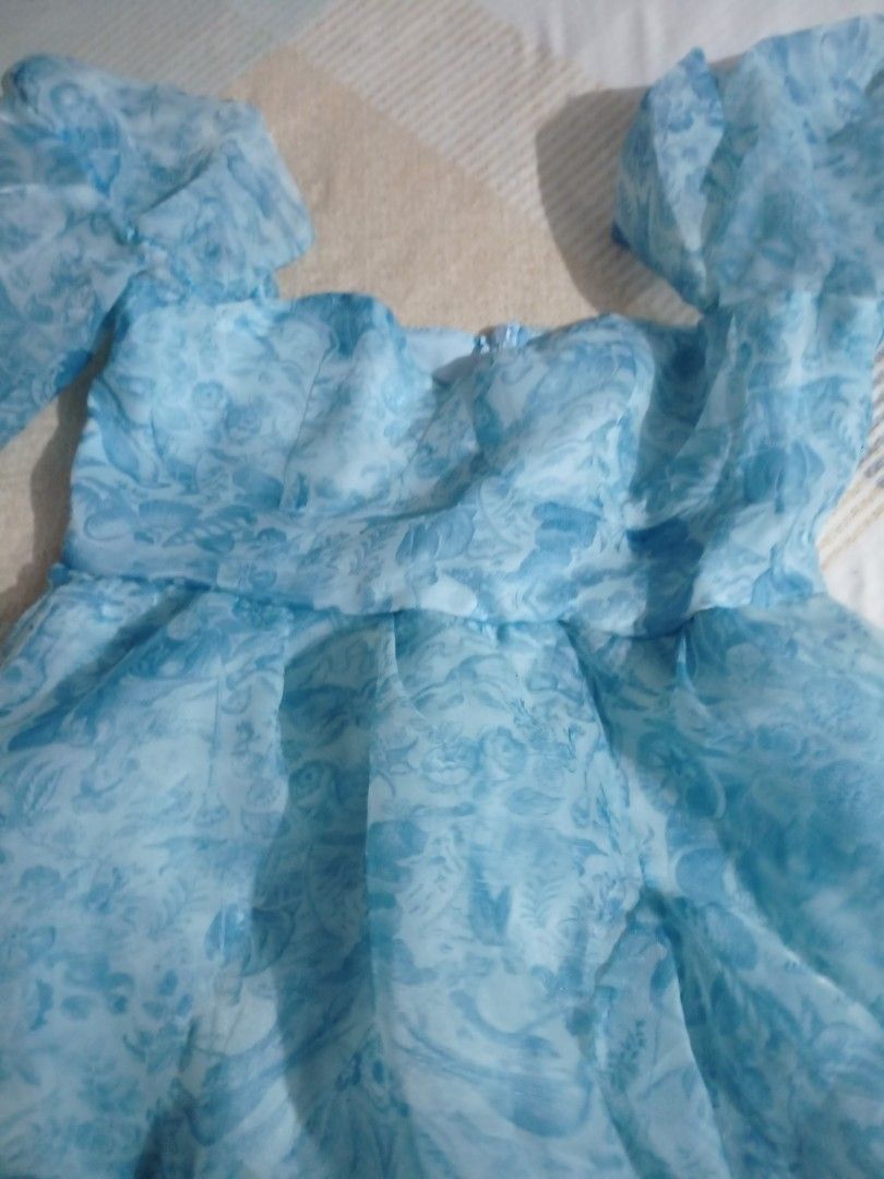 Fairy dress / gown (Category: Dresses) located in Taguig. Submitted by shop.p (Listing ID 1318231763, Image 2). Description: Brand new rfs: di umabot sa event 🙃.
