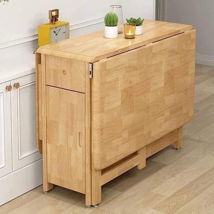 Foldable table (Category: Tables & Sets) located in Quezon City. Submitted by furniturefinds888 (Listing ID 1318209740, Image 1). Description: .