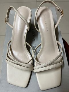 （分類：）位於 。 由 jcpig 提交（商品編號 1318090767，圖片 1）。簡介： 。