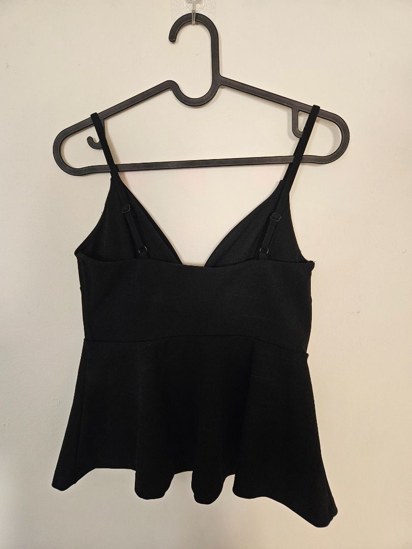 HM Party Top (Category: Others Tops) located in Quezon City. Submitted by clairtreasures (Listing ID 1318247846, Image 2). Description: Personal Favorite. RFS: I was saving it for "dress to impress" moment, pero never ko na nasuot dahil nag weight gain. :( Color may vary due to camera quality. Good condition. No stains..