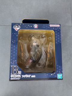 (Category: ) located in . Submitted by hyde_bearbrick (Listing ID 1318199781, Image 1). Description: .