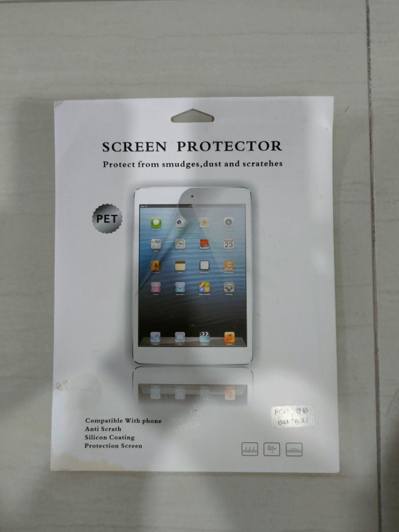 iPad screen protector (Category: Cases & Sleeves) located in Singapore. Submitted by wumao (Listing ID 1318170937, Image 1). Description: Brand new.