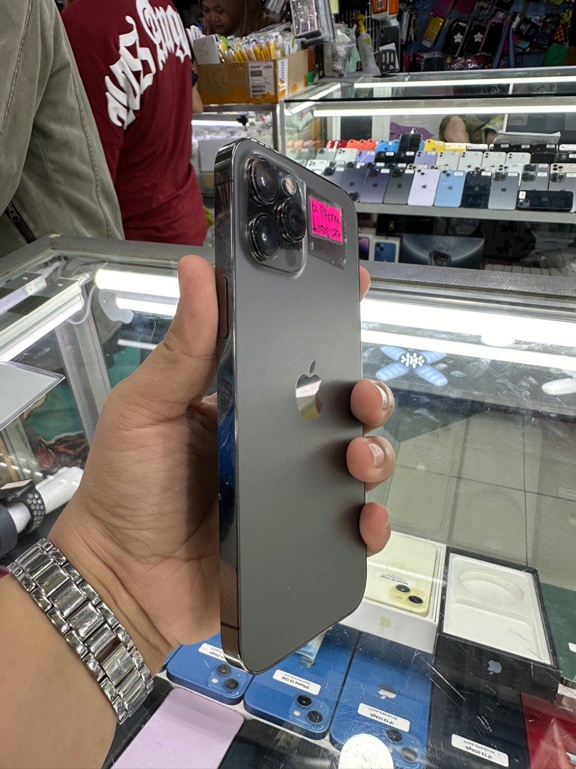 Iphone 12 Pro Max 256gb Dualsim FU 95% batt (Category: iPhone 12 Series) located in San Juan City. Submitted by javedsgadgetshop (Listing ID 1318102175, Image 3). Description: OPEN FOR INSTALLMENT VIA CREDIT CARD/GGIVES/SPAY/BILLEASE & SWAP/TRADE-IN! WE BUY AND SELL ( ANYKINDS OF UNIT BINIBILI PO NAMIN)! PTPA : Padelete po f bawal Quick Specs : Iphone 12promax (Dualsim) •256gb •HK Variant •95% batt health •Factory Unlock •95% Smoothness •No hidde
