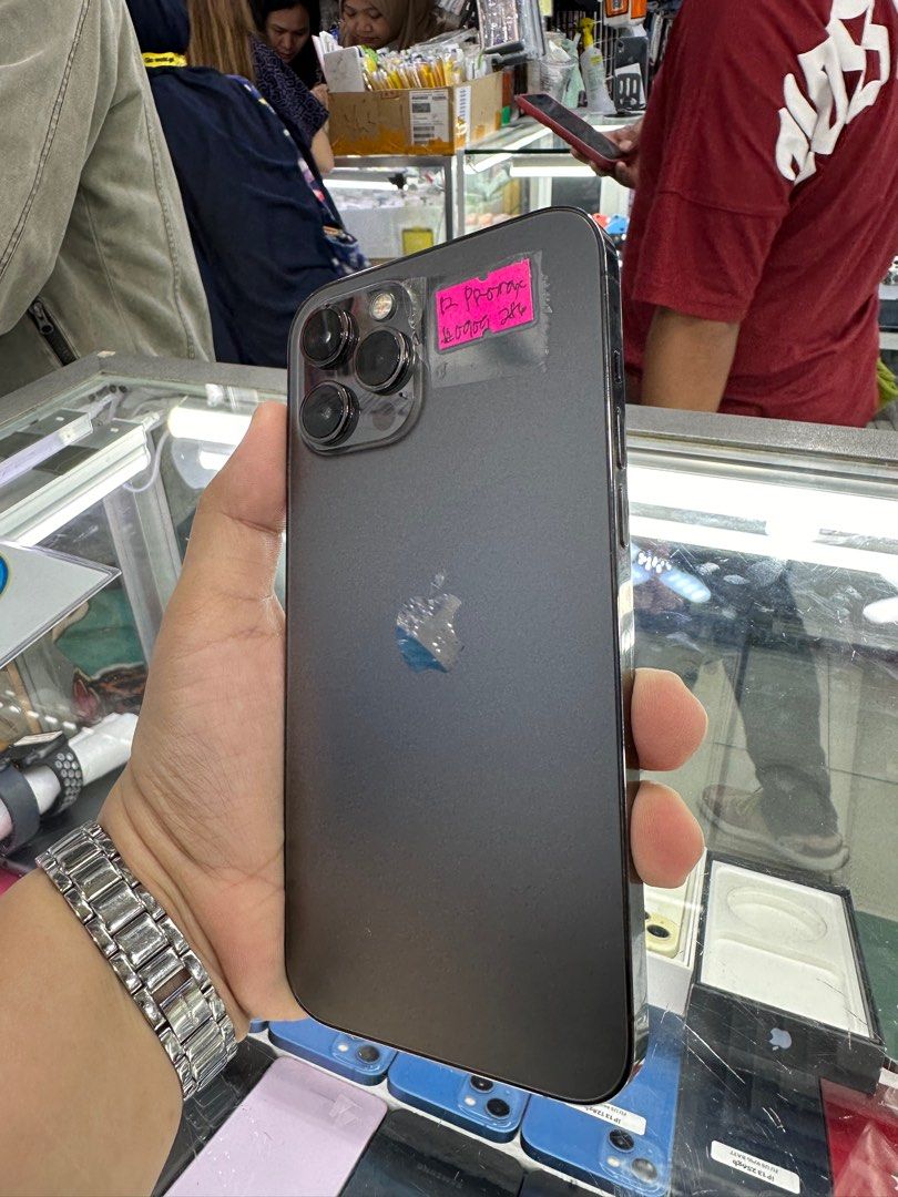 Iphone 12 Pro Max 256gb Dualsim FU 95% batt (Category: iPhone 12 Series) located in San Juan City. Submitted by javedsgadgetshop (Listing ID 1318102175, Image 2). Description: OPEN FOR INSTALLMENT VIA CREDIT CARD/GGIVES/SPAY/BILLEASE & SWAP/TRADE-IN! WE BUY AND SELL ( ANYKINDS OF UNIT BINIBILI PO NAMIN)! PTPA : Padelete po f bawal Quick Specs : Iphone 12promax (Dualsim) •256gb •HK Variant •95% batt health •Factory Unlock •95% Smoothness •No hidde