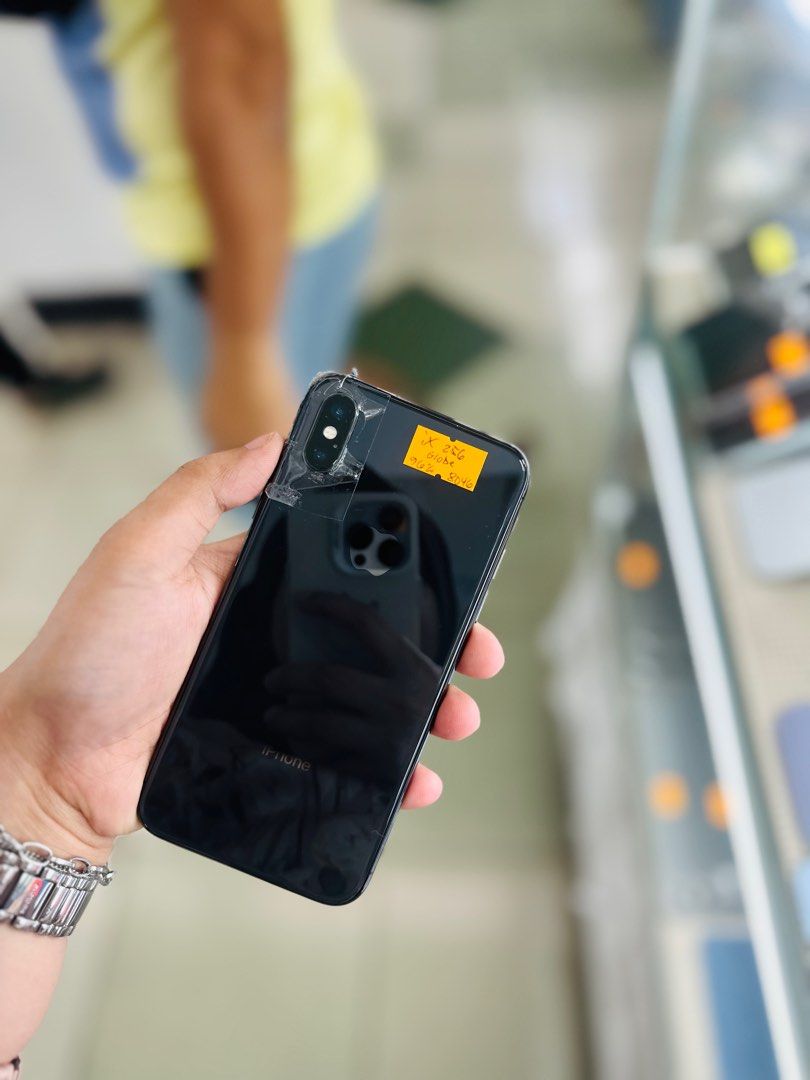 Iphone X 256GB GLOBELOCKED 96bh no issues (Category: iPhone X Series) located in San Juan City. Submitted by saabangadgetshop (Listing ID 1318230559, Image 2). Description: Onhand | Pre-owned iPhone X 256GB 96% Battery Health OPENLINE NO HIDDEN ISSUES NO HISTORY OF REPAIR 98%Smooth TEST TO SAWA RESET ALL YOU WANT NOT REFURBISHED AUTHENTIC PHONE ALL WORKING Mode of Payment : ⬇️ ▪️Cash ▪️Bank Transfer ▪️Gcash 📍Installment available here thru: 📍 ▪