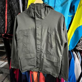 (Kategori: ) berada di . Dikirim oleh haloha.thrift (ID iklan 1318221583, Gambar 1). Deskripsi: .