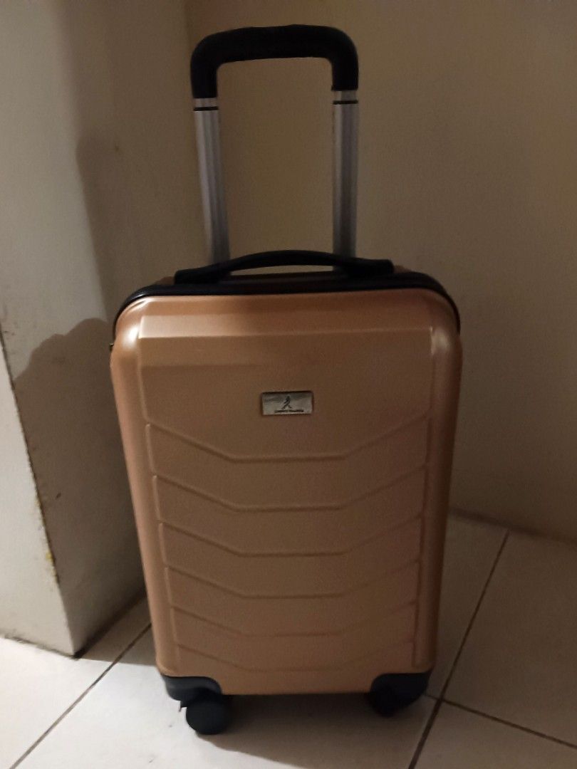 Johnnie walker suitcase price sales