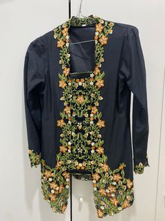 (Category: ) located in . Submitted by isellclothes595 (Listing ID 1318185777, Image 1). Description: .