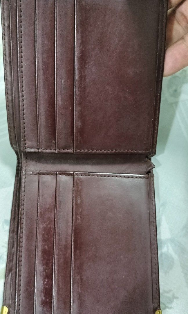 Louis Quatorze Bifold Wallet (Category: Luxury Bags & Wallets) located in Romblon. Submitted by migustyles (Listing ID 1318194362, Image 3). Description: LQ Men's Wallet Bifold in good condition.