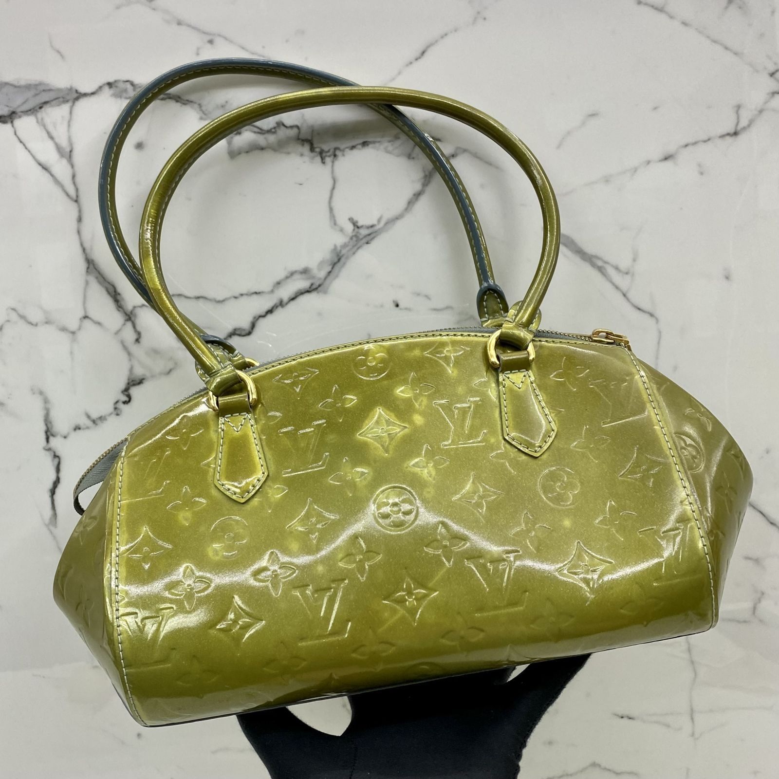 Louis vuitton green tote 2025
