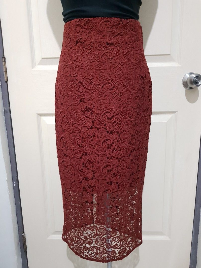 MIDI LACE SKIRT BNEW ZARA LARGE Women s Fashion Bottoms Skirts on Carousell