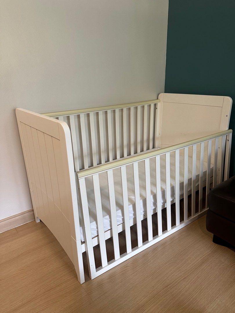 Mothercare Camberley Cot Bed white