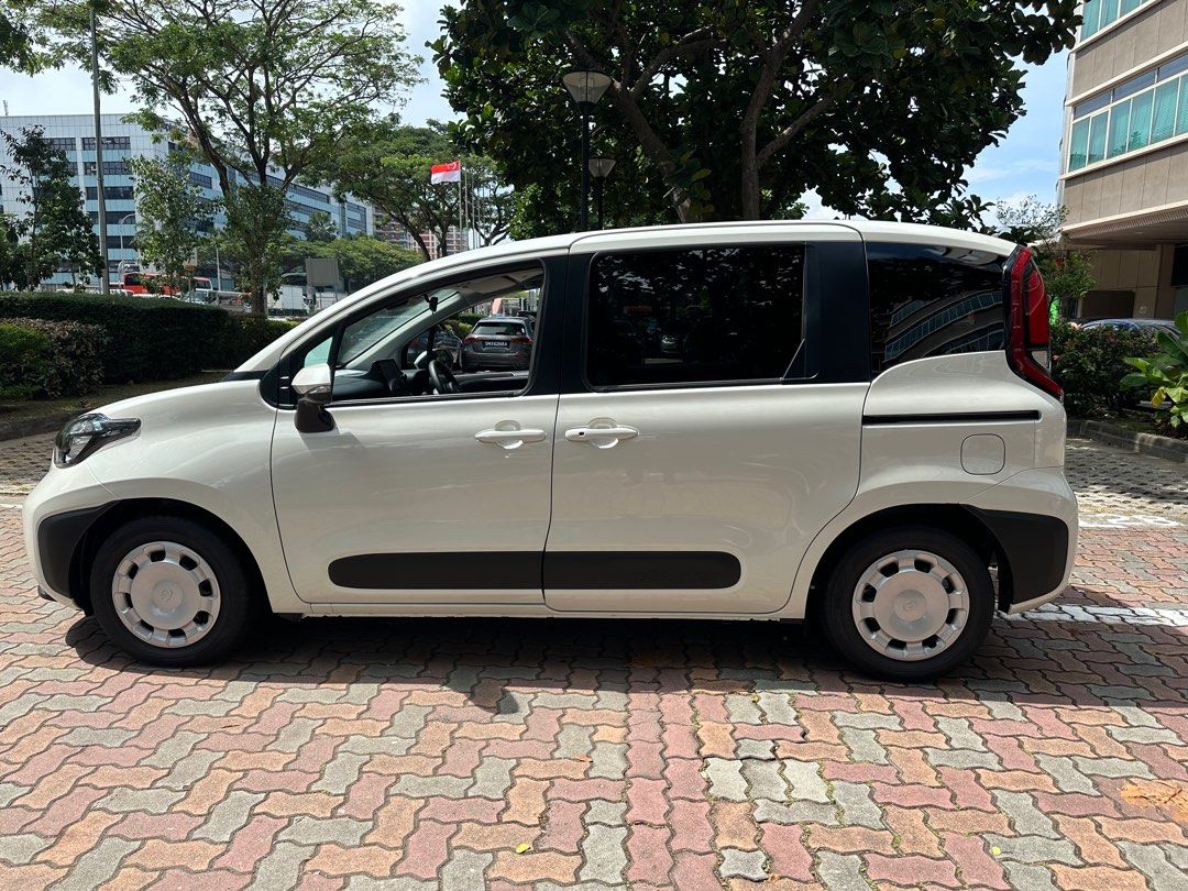 全新丰田 Sienta 1.5 升混合动力 G62872682193923112