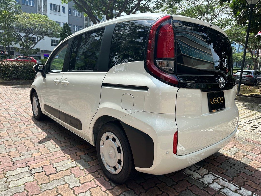 全新丰田 Sienta 1.5 升混合动力 G62872682193923113