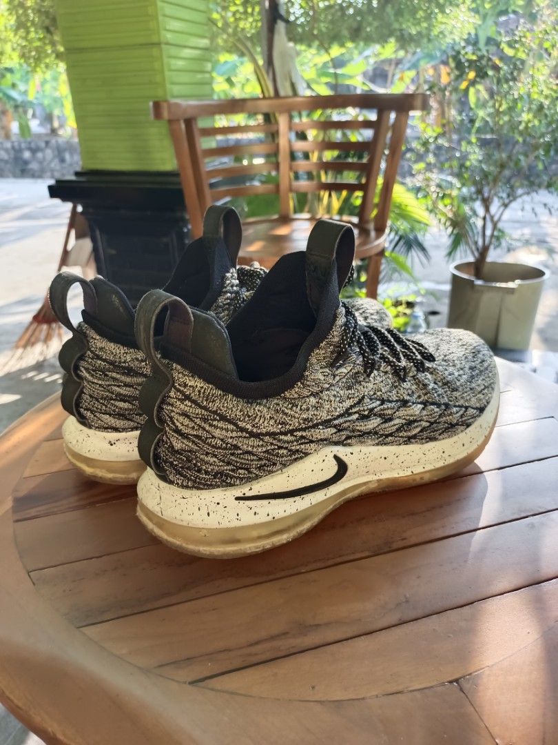 Nike Lebron 15 low oreo