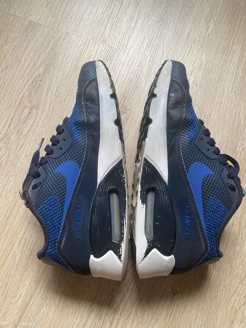 KIDS Nike Shoes US SIZE 6 Sports Equipment Sports Games Racket Ball Sports on Carousell