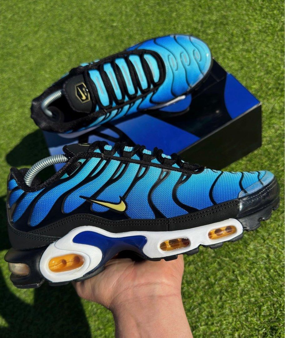 Nike tn 2018 hyper blue Men s Fashion Footwear on Carousell