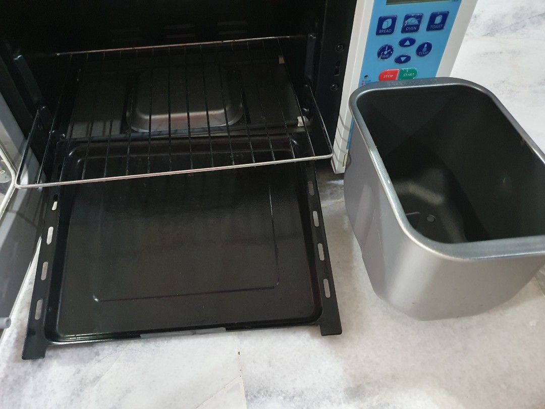 Noxxa bread maker multi function oven (Category: Ovens & Toasters) located in Puchong. Submitted by verdant.peridot (Listing ID 1318088300, Image 2). Description: very useful oven convection oven toaster oven breadmaker oven still functioning LCD need repair though. everything else working fine.